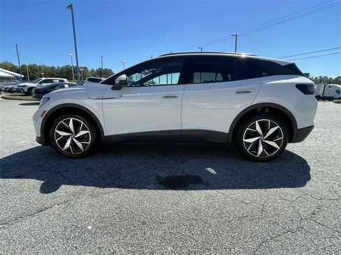 Used 2023 Volkswagen ID.4 Pro image 8