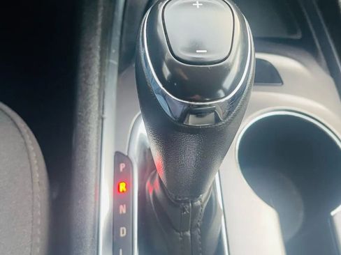 Used 2020 Chevrolet Malibu LT image 18