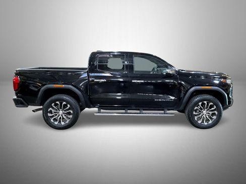 Certified 2024 GMC Canyon Denali image 4