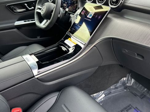 New 2026 Mercedes-Benz GLC 300 GLC 300 image 15