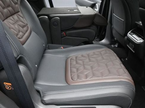 New 2026 Nissan Armada Platinum image 33