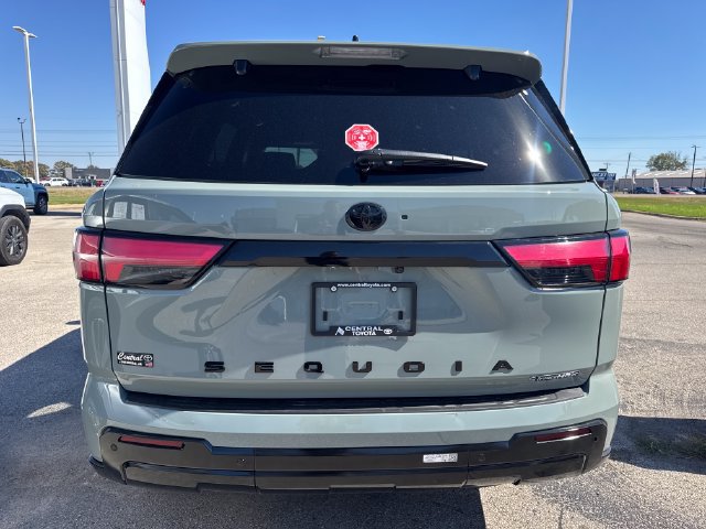Used 2026 Toyota Sequoia Platinum AWD/4WD image 9