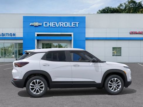 New 2026 Chevrolet TrailBlazer LS w/ LS Convenience Package AWD/4WD image 5