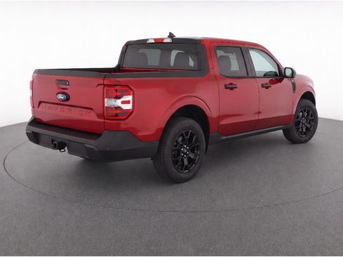 Used 2025 Ford Maverick XLT w/ XLT Luxury Package AWD/4WD image 4