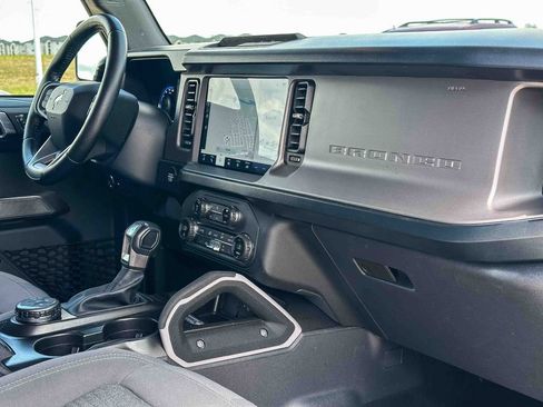 Used 2023 Ford Bronco Outer Banks AWD/4WD image 21