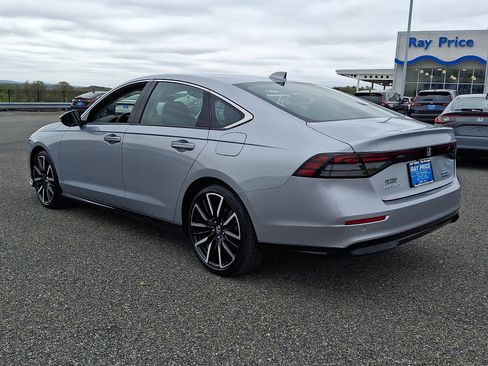 Certified 2025 Honda Accord Touring image 4