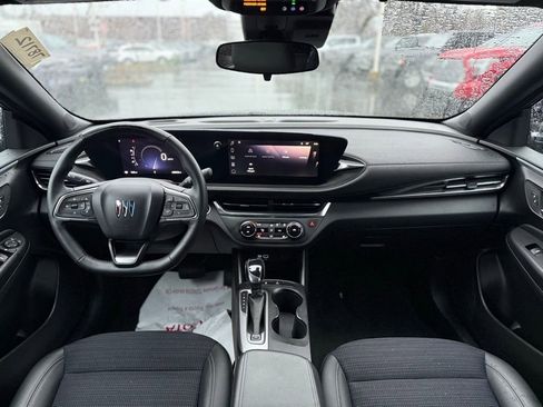 Used 2024 Buick Envista Preferred w/ Convenience I Package image 23