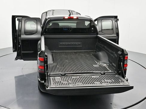 Used 2022 Nissan Frontier SV w/ Technology Package image 45