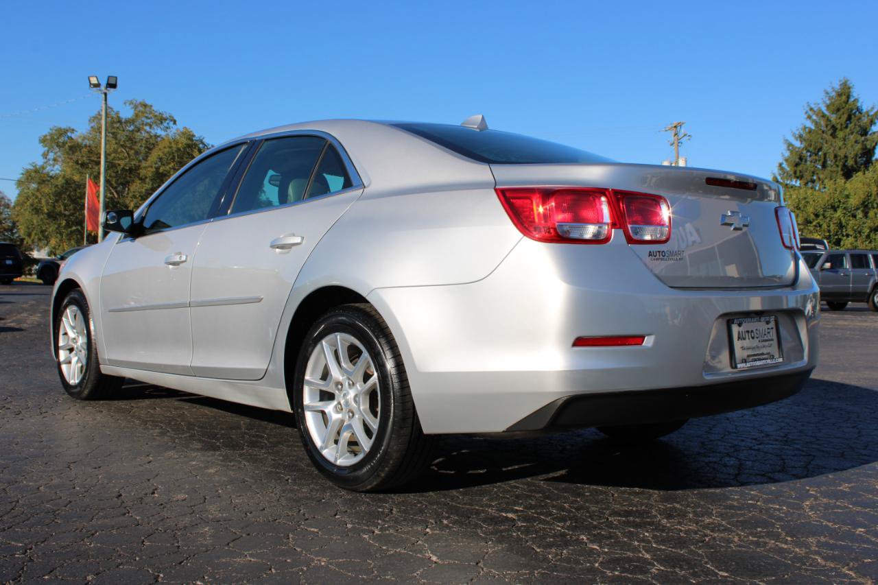 Used 2013 Chevrolet Malibu LT w/ Power Convenience Package FWD image 9