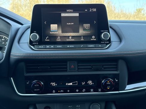 New 2026 Nissan Rogue SV image 18