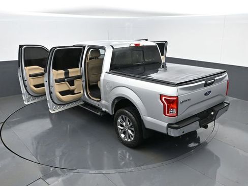 Used 2017 Ford F150 XLT w/ Equipment Group 302A Luxury AWD/4WD image 26