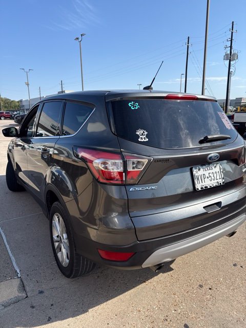 Used 2017 Ford Escape SE FWD image 5
