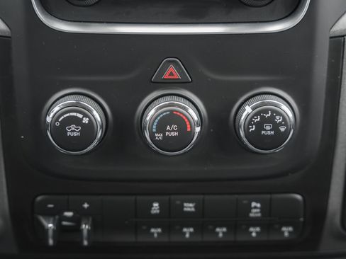 Used 2017 RAM 2500 Tradesman w/ Chrome Appearance Group image 30