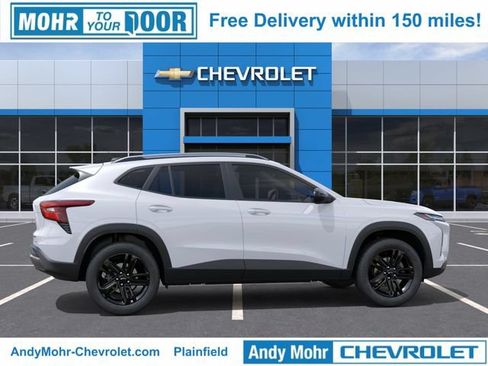 New 2026 Chevrolet Trax ACTIV w/ Sunroof Package FWD image 7