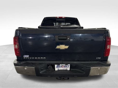 Used 2008 Chevrolet Silverado 2500 LTZ w/ Safety Package AWD/4WD image 4