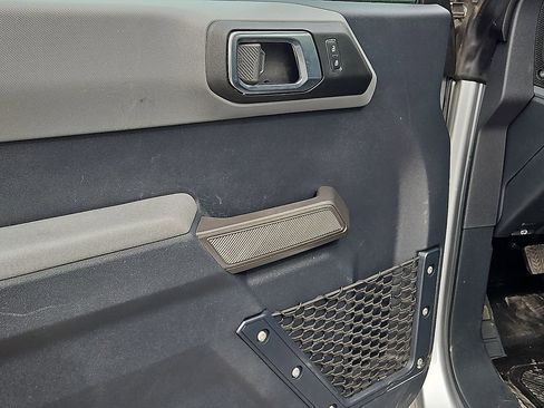 Used 2021 Ford Bronco Black Diamond image 20