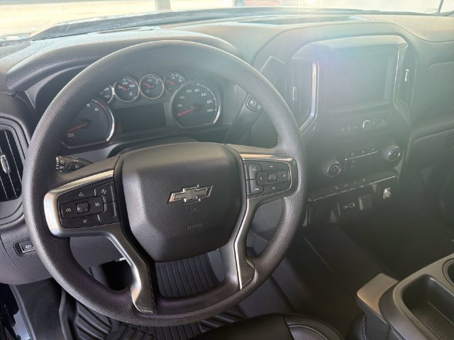 Used 2021 Chevrolet Silverado 1500 Custom Trail Boss w/ Midnight Edition AWD/4WD image 18