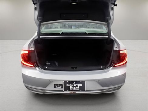 Certified 2025 Volvo S90 B6 Ultra image 29