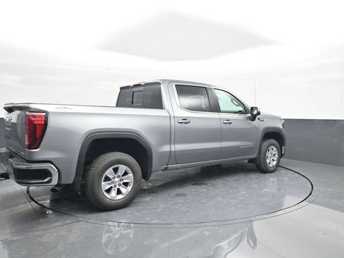 New 2026 GMC Sierra 1500 SLE w/ Preferred Package image 8