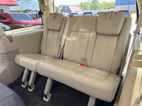 Used 2017 Lincoln Navigator Reserve AWD/4WD image 16