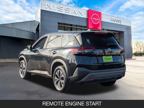 Used 2023 Nissan Rogue SV image 7