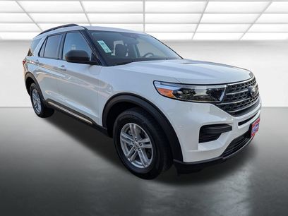 Used 2024 Ford Explorer XLT