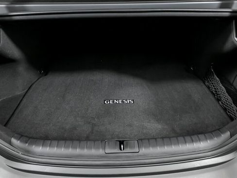 Used 2022 Genesis G70 3.3T Launch Edition image 15