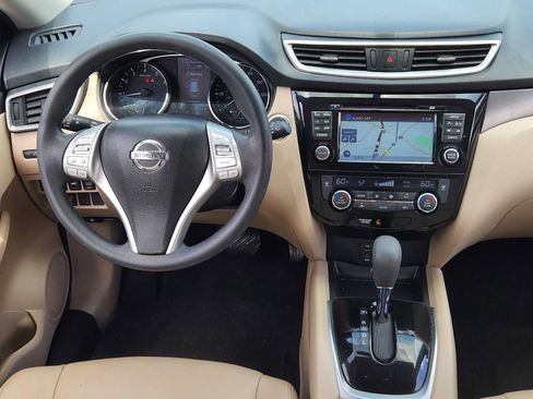 Used 2016 Nissan Rogue SV w/ SV Premium Package FWD image 26