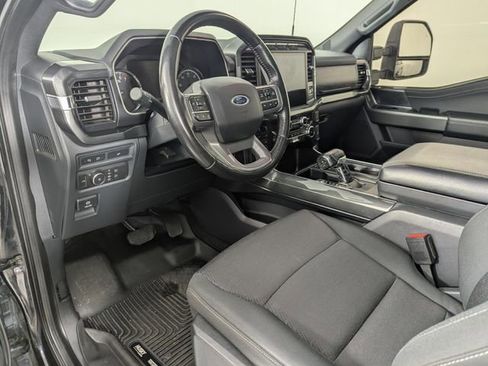 Used 2022 Ford F150 XLT w/ Equipment Group 302A High image 11