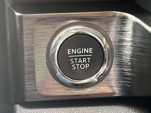 Used 2024 Ford F350 Lariat w/ Lariat Ultimate Package AWD/4WD image 38