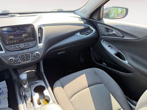 Used 2024 Chevrolet Malibu LT w/ Midnight Edition FWD image 12