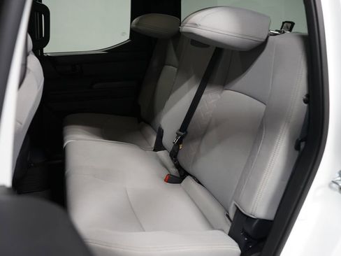 Certified 2024 Toyota Tacoma SR5 image 30