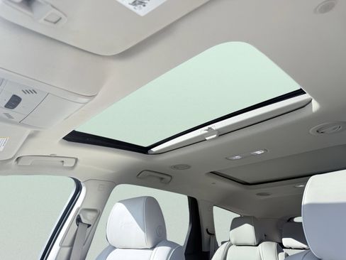 Used 2024 Buick Enclave Avenir w/ LPO, Hit The Road Package image 34