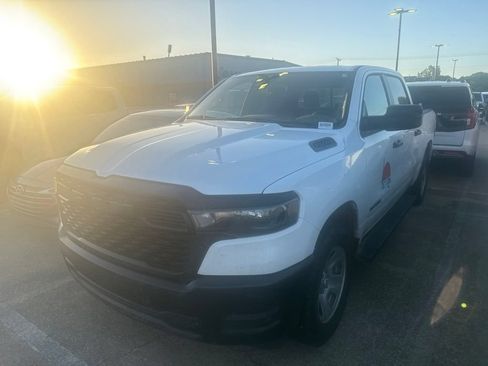Used 2025 RAM 1500 Tradesman AWD/4WD image 3