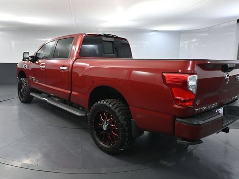 Used 2018 Nissan Titan SL w/ Texas Titan Edition AWD/4WD image 7