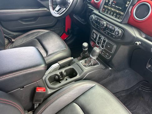 Certified 2018 Jeep Wrangler Unlimited Rubicon image 15