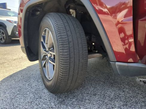 Used 2018 Jeep Grand Cherokee Limited w/ Trailer Tow Group IV RWD image 35