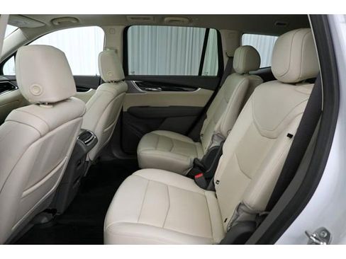 Used 2024 Cadillac XT6 Premium Luxury w/ Technology Package image 26