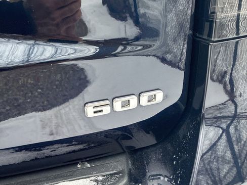 Used 2024 Cadillac Escalade Premium Luxury Platinum image 20