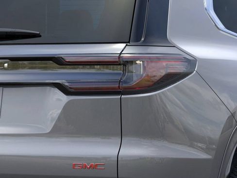 New 2026 GMC Acadia Denali w/ Super Cruise Package FWD image 11