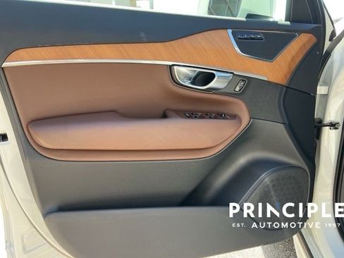 Used 2021 Volvo XC90 T8 Inscription Expression w/ Protection Package image 24