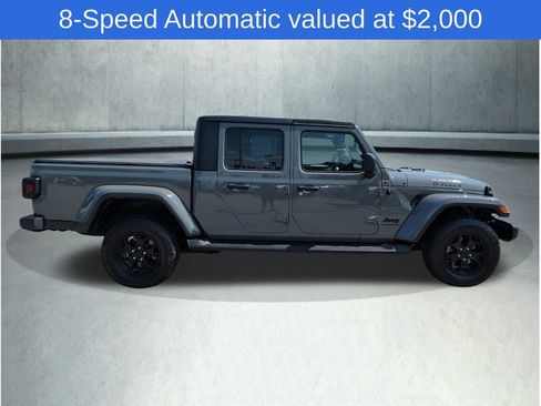 Used 2022 Jeep Gladiator Sport AWD/4WD image 8