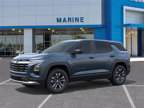 New 2026 Chevrolet Equinox LT w/ Convenience Package II image 2