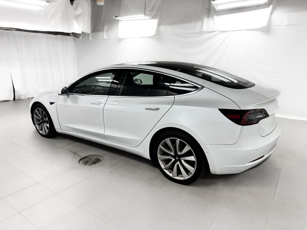 Used 2018 Tesla Model 3 Long Range AWD/4WD image 3