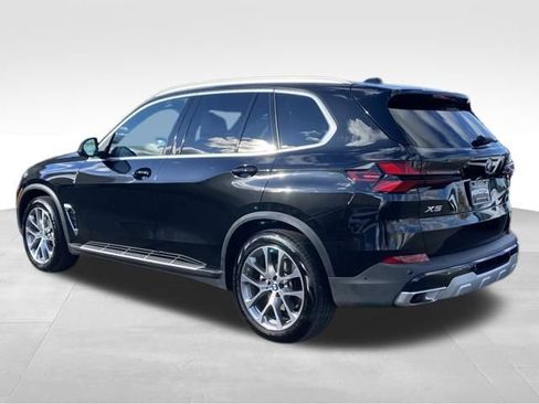 Used 2025 BMW X5 xDrive40i image 4