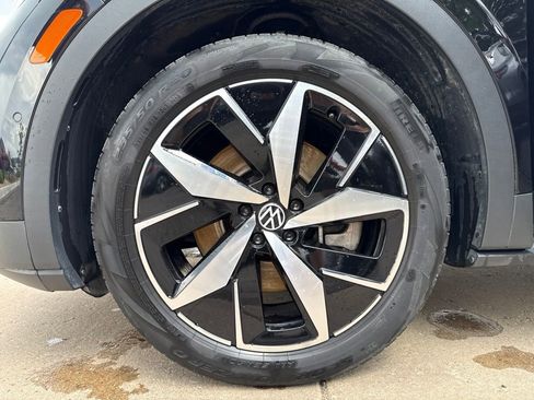 Certified 2023 Volkswagen ID.4 Pro S AWD/4WD image 27