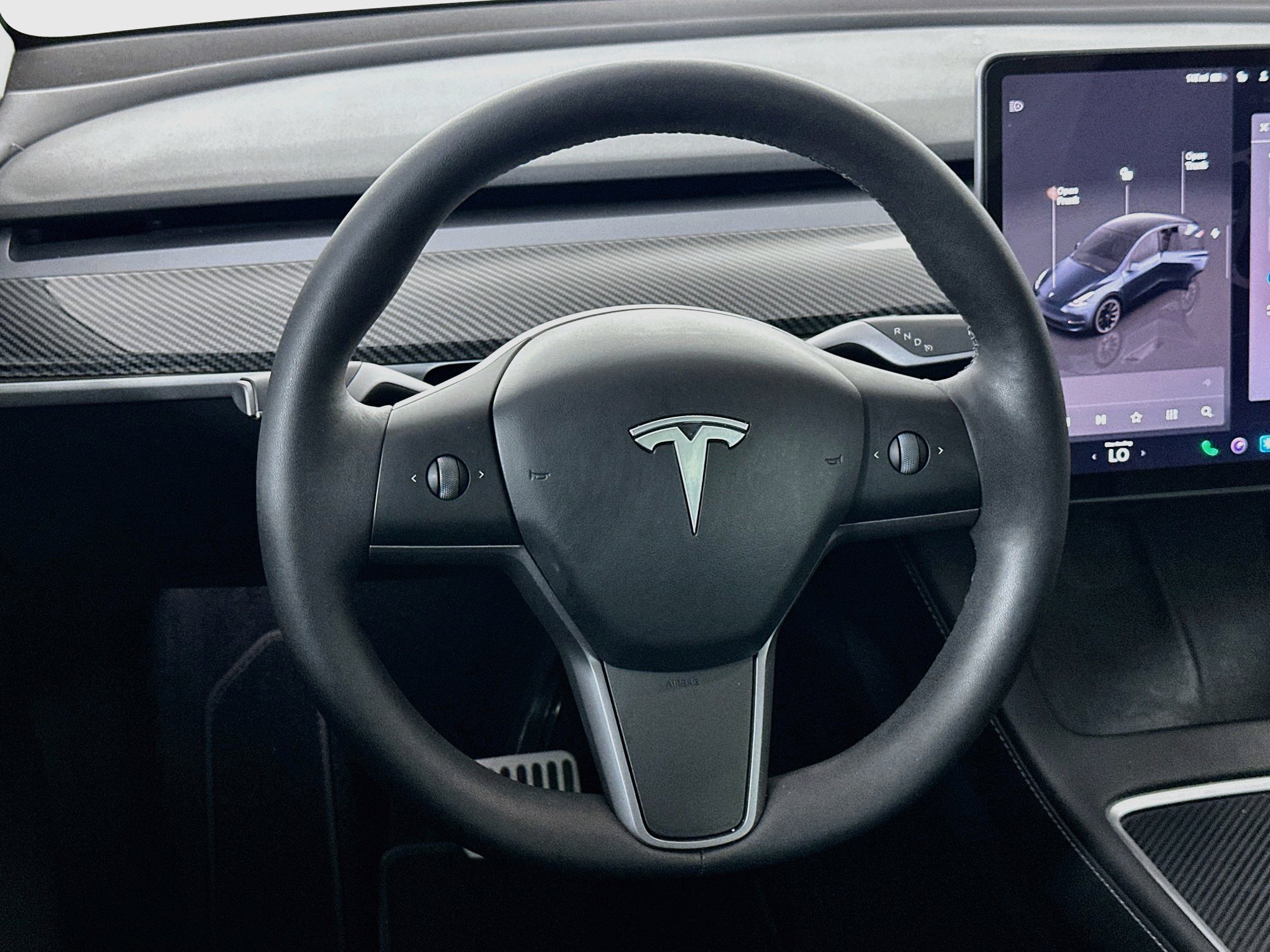 Used 2024 Tesla Model Y Long Range AWD/4WD image 17