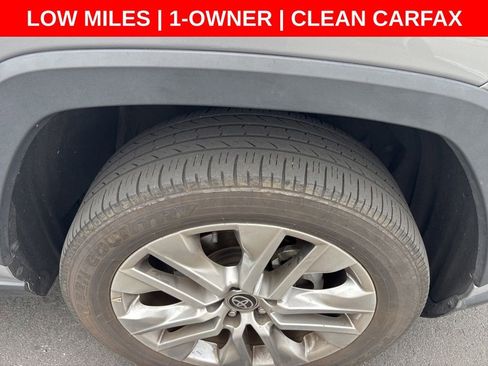 Used 2022 Toyota RAV4 XLE Premium FWD image 15