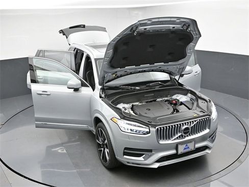 Used 2024 Volvo XC90 B6 Plus w/ Protection Package Premier image 50