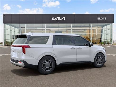 Used 2026 Kia Carnival EX FWD image 6